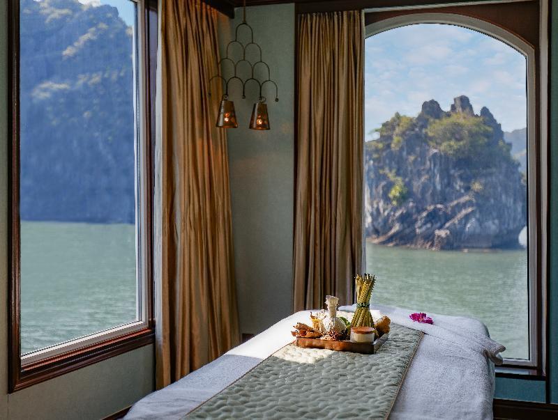 Heritage Line Ylang Cruise - Halong Bay & Lan Ha Bay Hạ Long Exterior foto