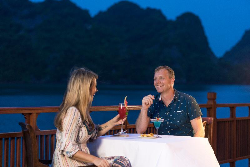 Heritage Line Ylang Cruise - Halong Bay & Lan Ha Bay Hạ Long Exterior foto