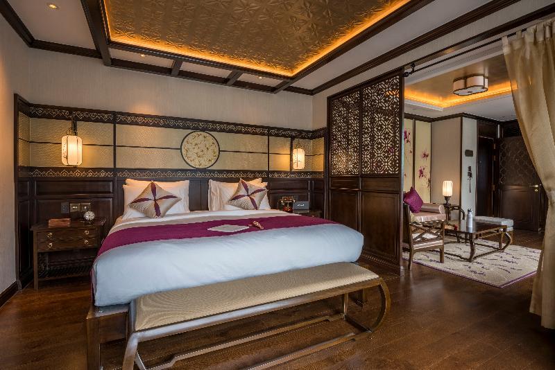 Heritage Line Ylang Cruise - Halong Bay & Lan Ha Bay Hạ Long Exterior foto