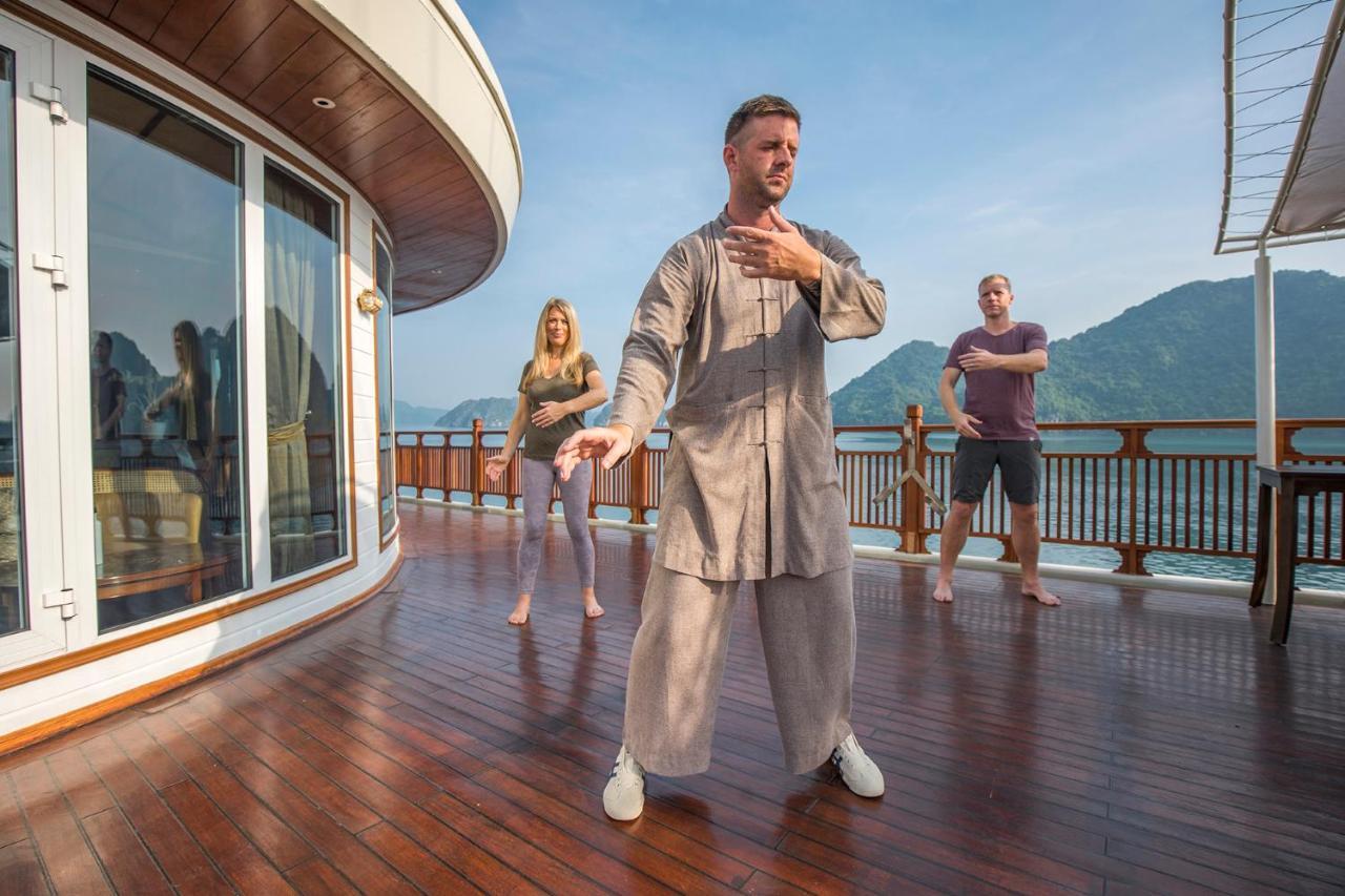 Heritage Line Ylang Cruise - Halong Bay & Lan Ha Bay Hạ Long Exterior foto